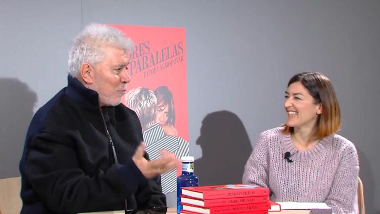 Pedro Almodóvar presents the book of the script of ‘Madres paralelas’ at DAMA headquarters